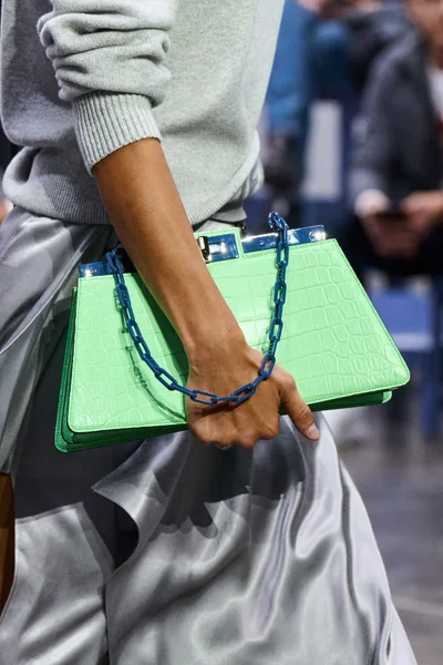 Look 122